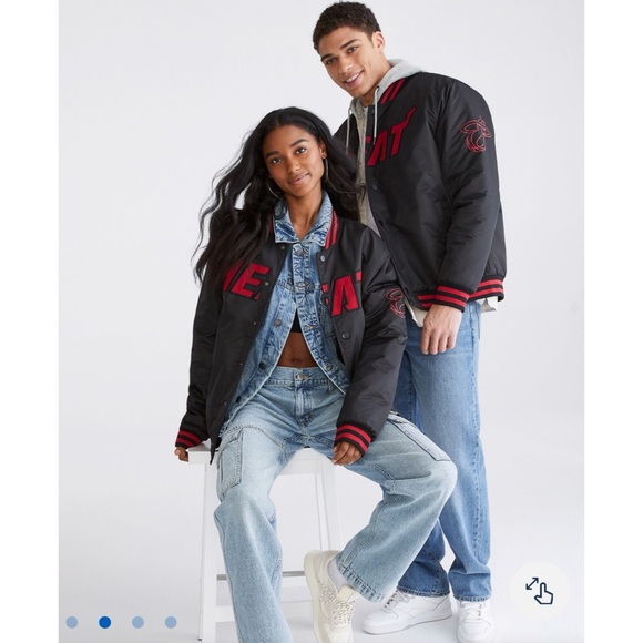 Oversized Miami Heat Bomber Jacket Men:(Small)/ Women:(Fits like a Medium) - Picture 6 of 6